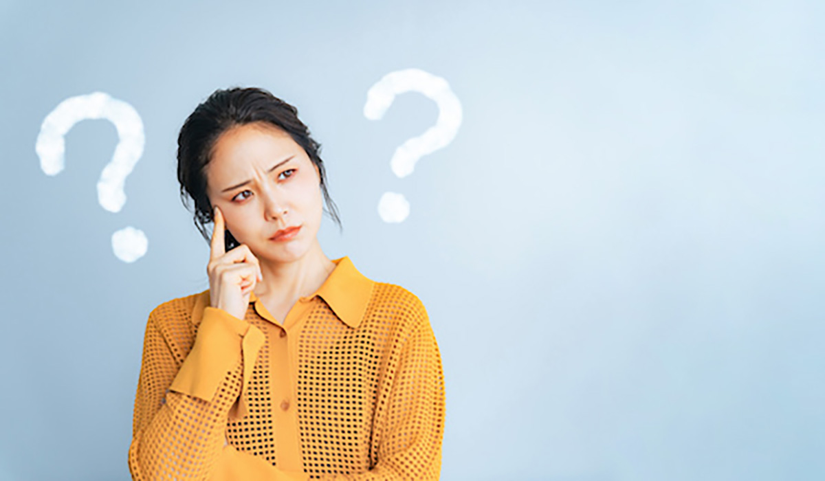 フッ素塗布に疑問を持つ女性