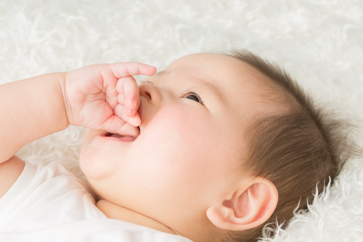 子どもが受け口になる原因である指しゃぶり